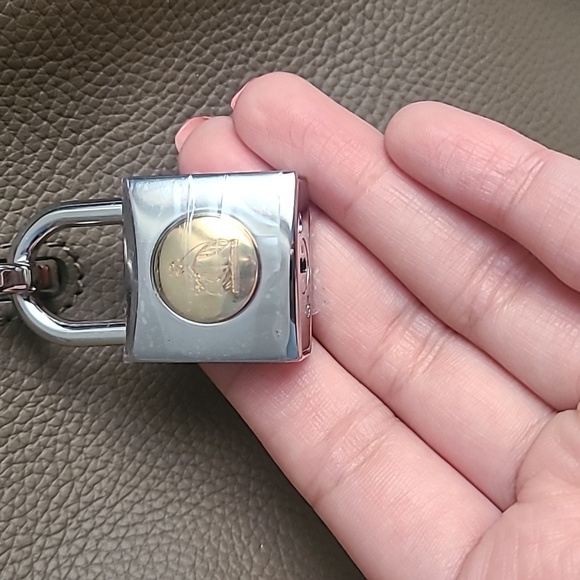 Lanvin GRAINED LEATHER BOGEY DAY BAG - Picture 4 of 13